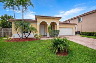 2000 NE 39th Ter, Homestead, FL 33033