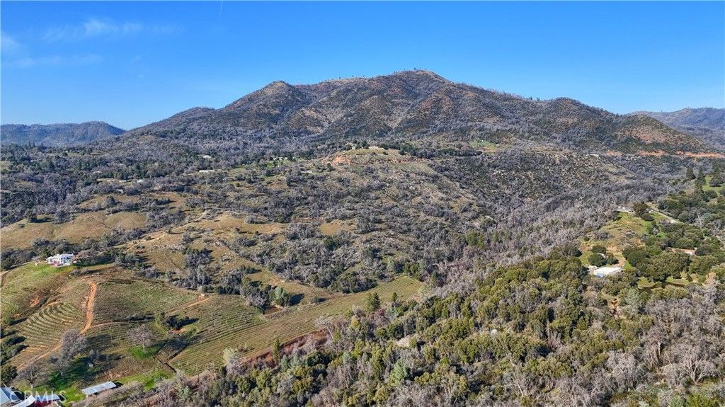 Image 4 of property listing at 5641 Darrah, Mariposa, CA 95338