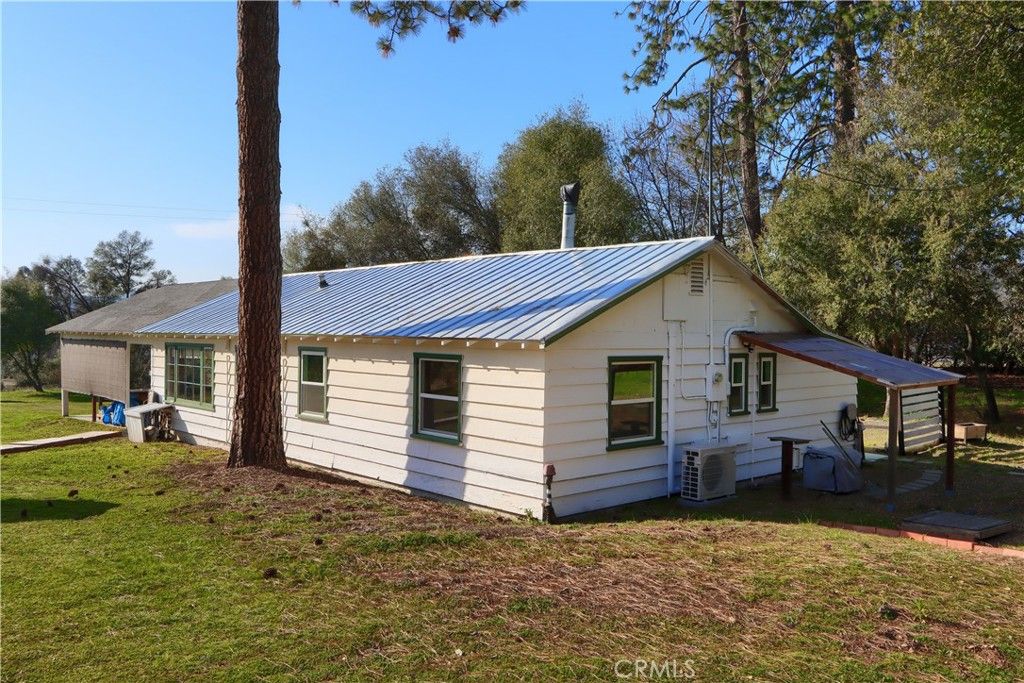 Image 8 of property listing at 5641 Darrah, Mariposa, CA 95338