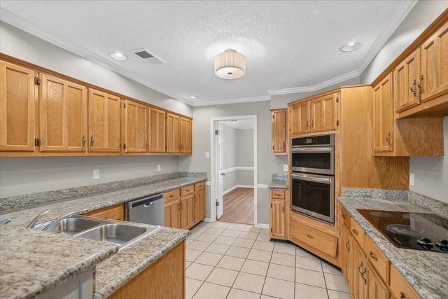 28 TIMBER VIEW CV, Memphis, TN 38018