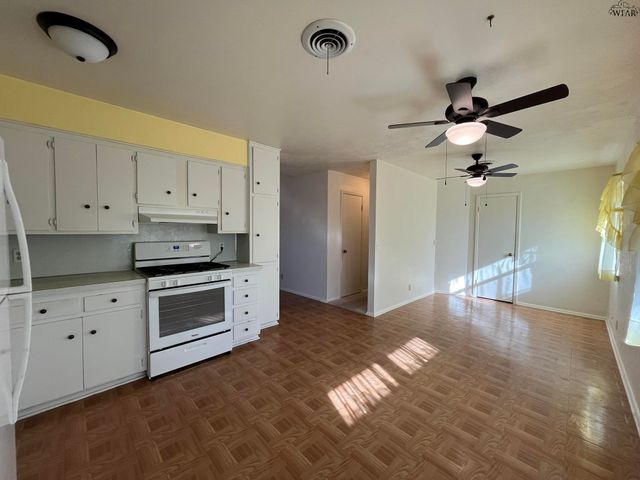 4723 NORTHSHORE DRIVE, Wichita Falls, TX 76310