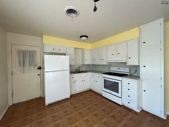 4723 NORTHSHORE DRIVE, Wichita Falls, TX 76310