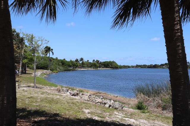 521 Sandpiper Circle, Delray Beach, FL 33445