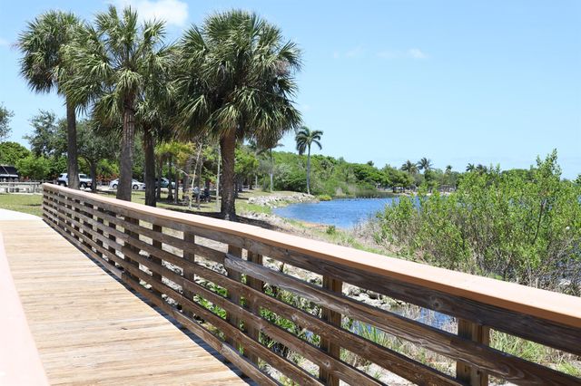 521 Sandpiper Circle, Delray Beach, FL 33445