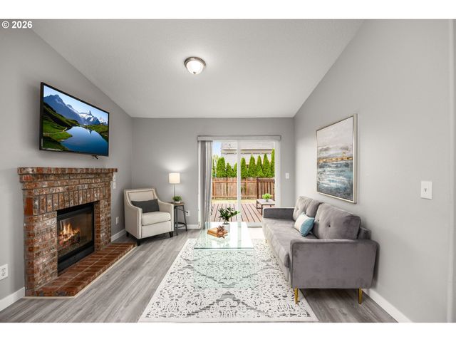 549 Se 72nd Ave, Hillsboro, OR 97123
