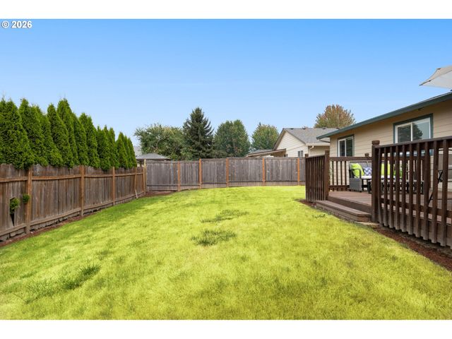 549 Se 72nd Ave, Hillsboro, OR 97123