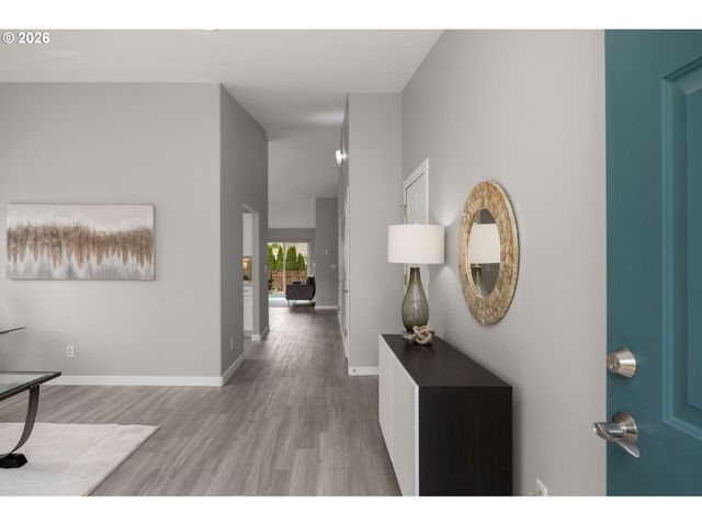 549 Se 72nd Ave, Hillsboro, OR 97123