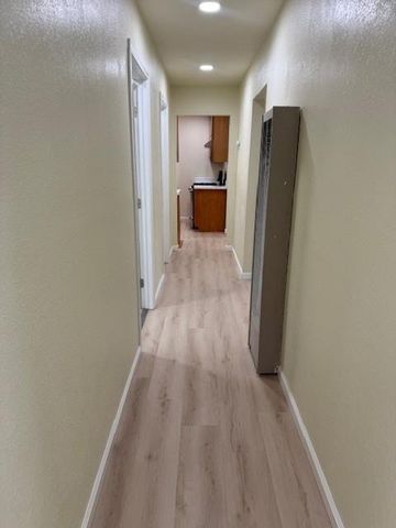 2437 Phelps St, Stockton, CA 95206