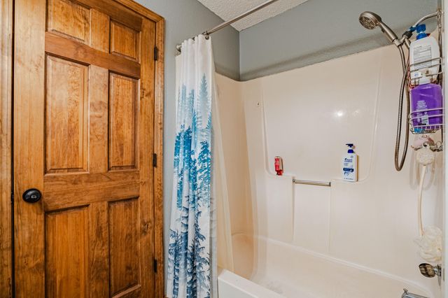 2291 Co Rd 2010, West Plains, MO 65775