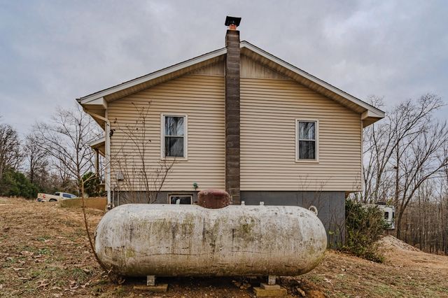 2291 Co Rd 2010, West Plains, MO 65775