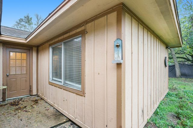 17306 Fife Lane, Webster, TX 77598