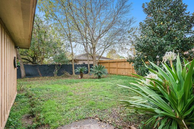 17306 Fife Lane, Webster, TX 77598