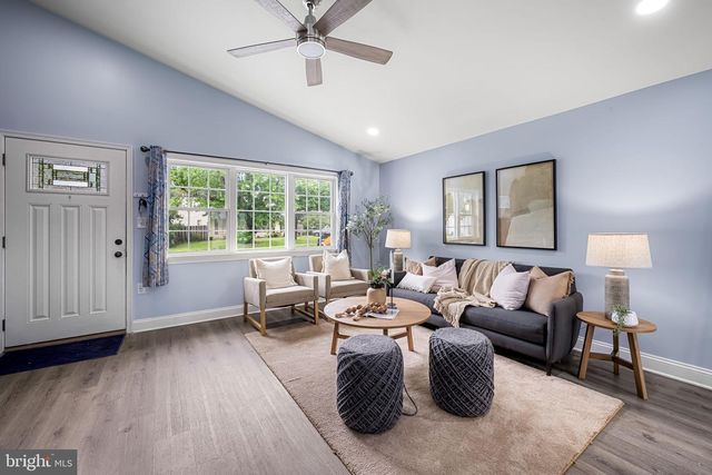 105 THOMAS RD, Glen Burnie, MD 21060