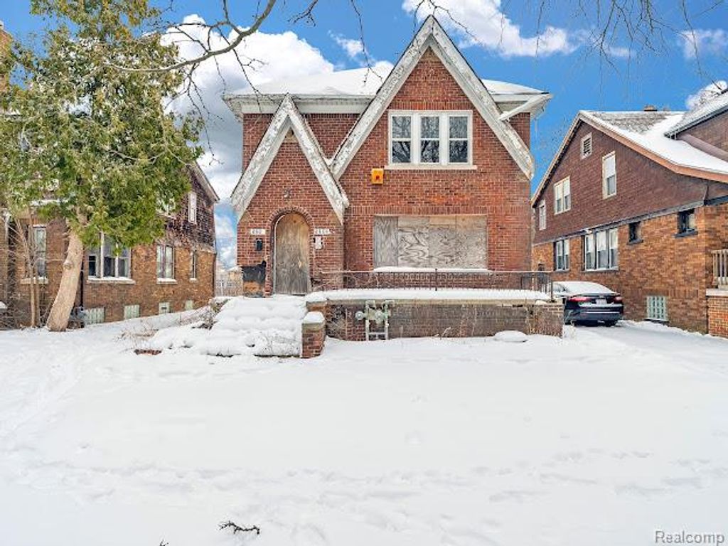 5282 Lakeview Street, Detroit, MI 48213