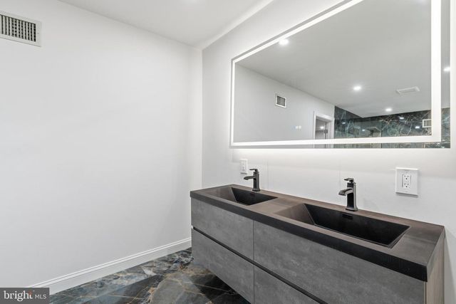 327 GEIGEL HILL RD, Ottsville, PA 18942