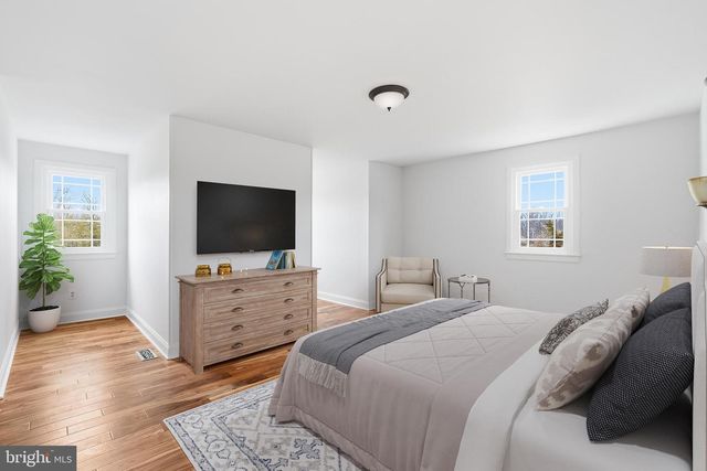 327 GEIGEL HILL RD, Ottsville, PA 18942