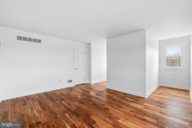 327 GEIGEL HILL RD, Ottsville, PA 18942