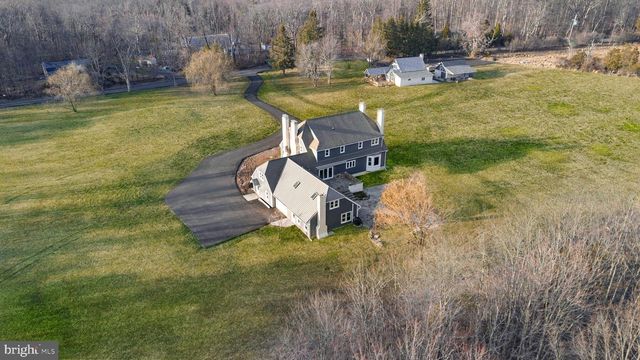 327 GEIGEL HILL RD, Ottsville, PA 18942