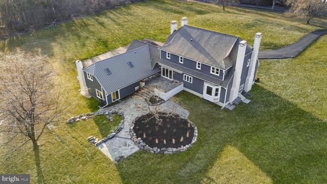 327 GEIGEL HILL RD, Ottsville, PA 18942