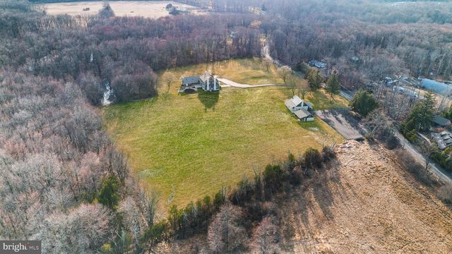 327 GEIGEL HILL RD, Ottsville, PA 18942