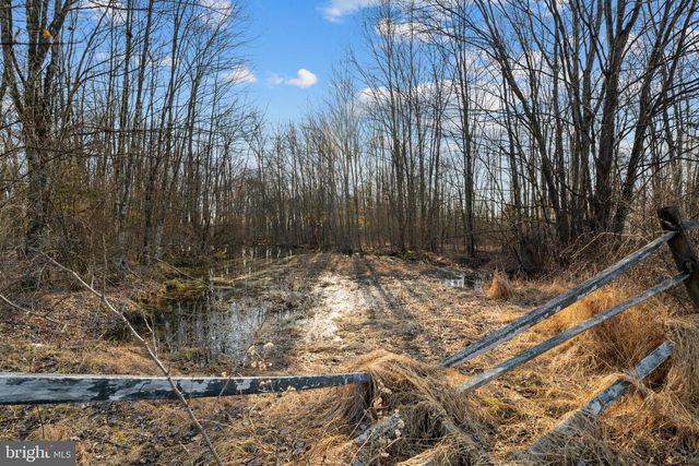 327 GEIGEL HILL RD, Ottsville, PA 18942