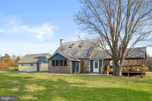 327 GEIGEL HILL RD, Ottsville, PA 18942