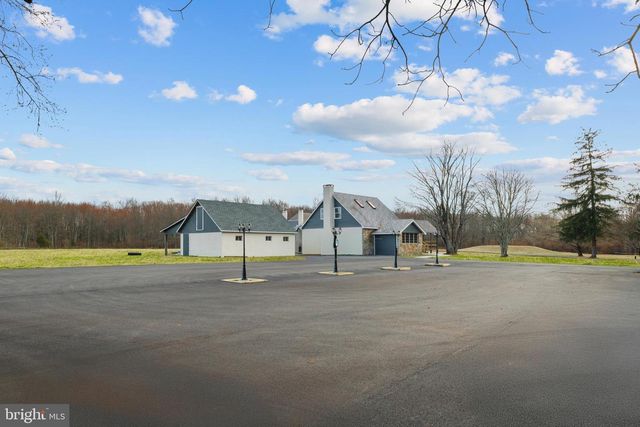 327 GEIGEL HILL RD, Ottsville, PA 18942