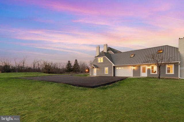 327 GEIGEL HILL RD, Ottsville, PA 18942