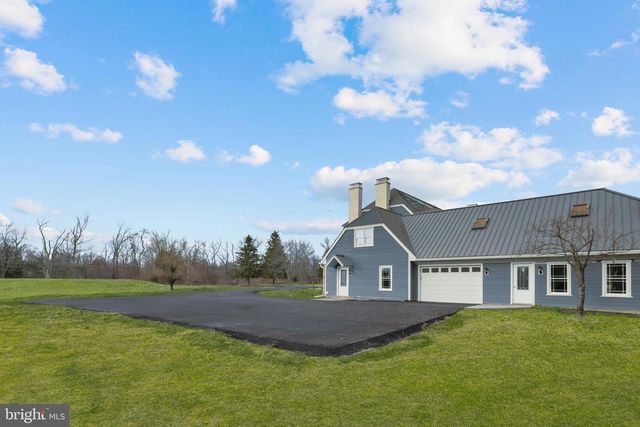 327 GEIGEL HILL RD, Ottsville, PA 18942