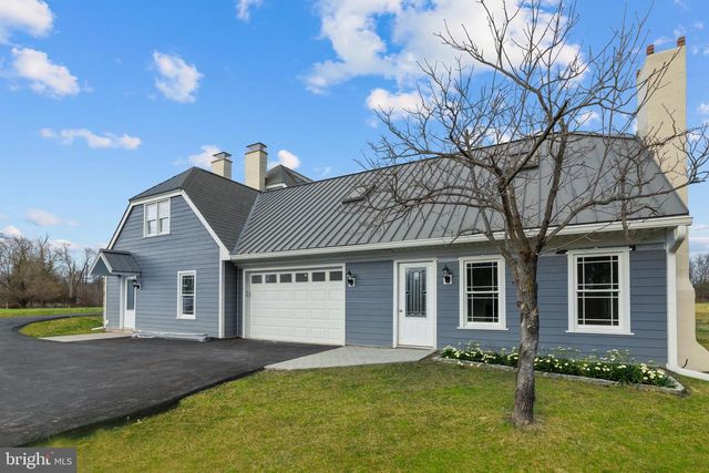 327 GEIGEL HILL RD, Ottsville, PA 18942