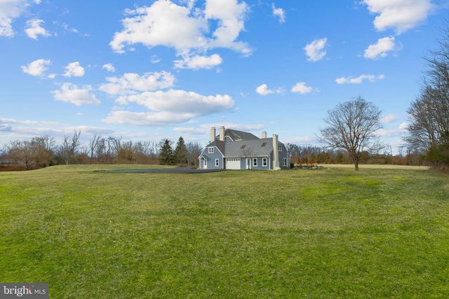 327 GEIGEL HILL RD, Ottsville, PA 18942