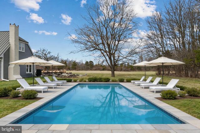 327 GEIGEL HILL RD, Ottsville, PA 18942