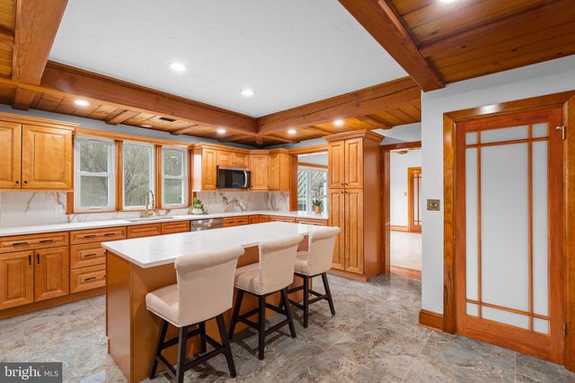 327 GEIGEL HILL RD, Ottsville, PA 18942