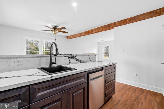 327 GEIGEL HILL RD, Ottsville, PA 18942