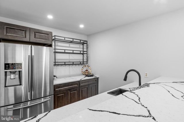 327 GEIGEL HILL RD, Ottsville, PA 18942