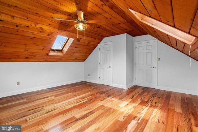 327 GEIGEL HILL RD, Ottsville, PA 18942