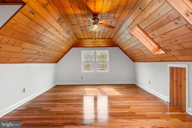 327 GEIGEL HILL RD, Ottsville, PA 18942