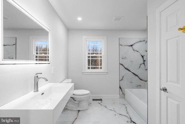 327 GEIGEL HILL RD, Ottsville, PA 18942