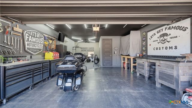 1370 Sahms Branch, New Braunfels, TX 78132