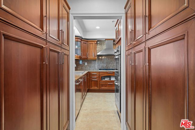 11826 Dorothy Street PH1, Los Angeles, CA 90049