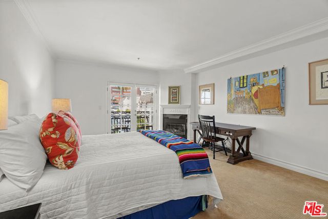 11826 Dorothy Street PH1, Los Angeles, CA 90049