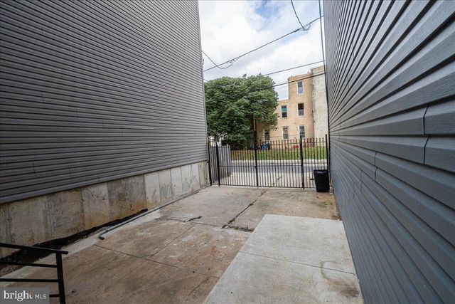 705 N 40TH ST, Philadelphia, PA 19104