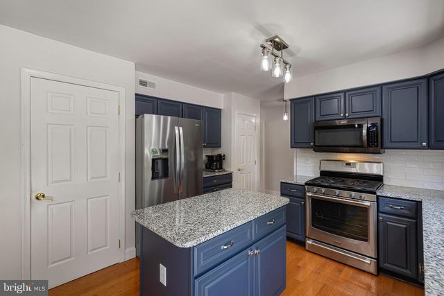 119 E WILKERDEAN DR E, Newark, DE 19711