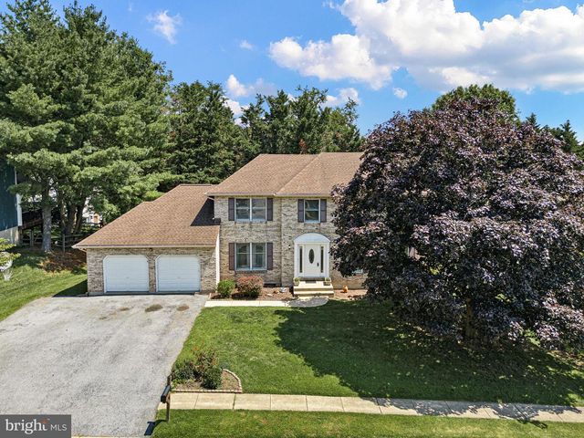 119 E WILKERDEAN DR E, Newark, DE 19711