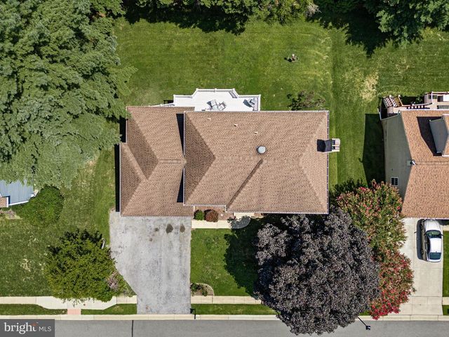 119 E WILKERDEAN DR E, Newark, DE 19711