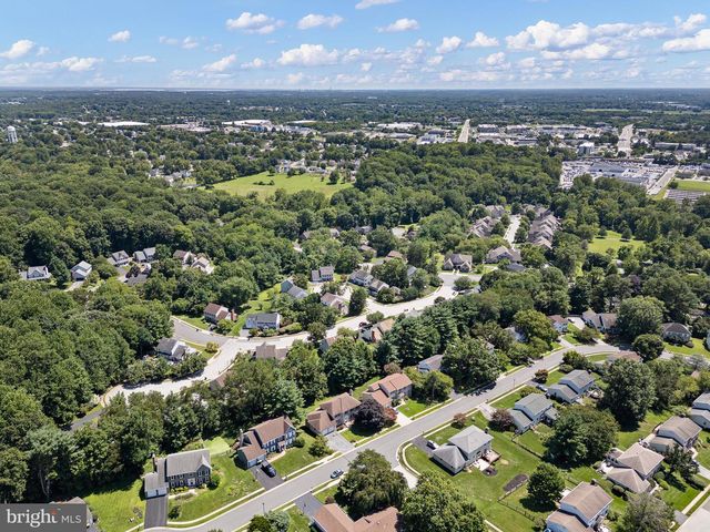 119 E WILKERDEAN DR E, Newark, DE 19711
