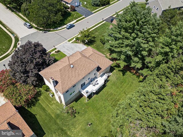 119 E WILKERDEAN DR E, Newark, DE 19711