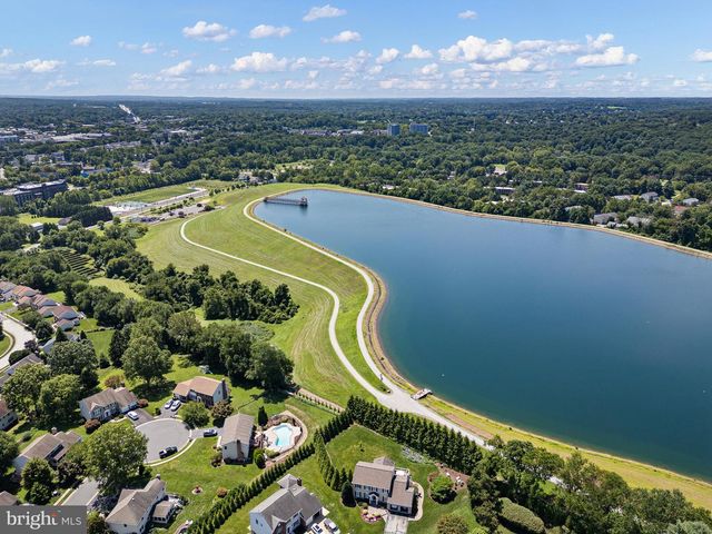119 E WILKERDEAN DR E, Newark, DE 19711