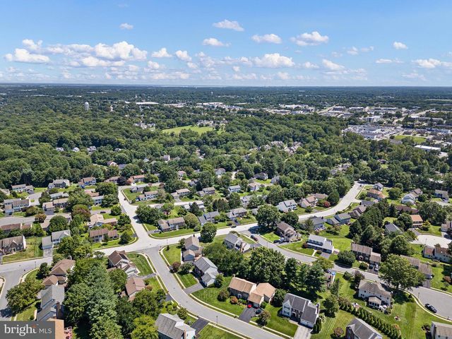 119 E WILKERDEAN DR E, Newark, DE 19711