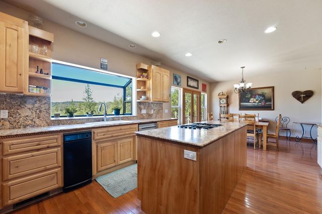 2004 Bruin Trl, Placerville, CA 95667